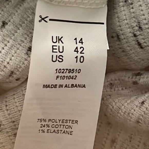 ASOS  DESIGNS SLOUCHY JUMPSUIT SIZE‎ 10 - Picture 7 of 7